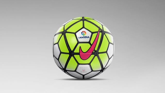 Persona a cargo del juego deportivo Magnético este Nike y LaLiga presentan el Nike Ordem 3, el balón de la temporada 2015/16 |  LaLiga