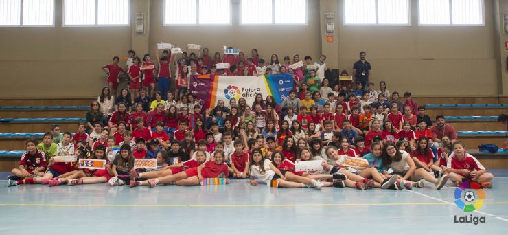 Gran éxito de la campaña Futura Afición en Zaragoza