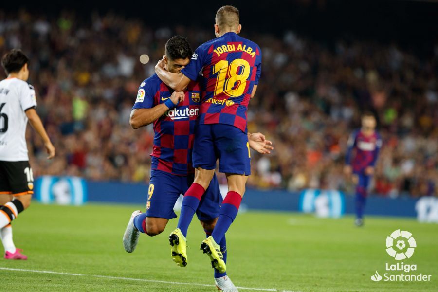 صور مباراة : برشلونة - فالنسيا 5-2 ( 14-09-2019 )  54c15a355074a32dae9f723934e1cdec
