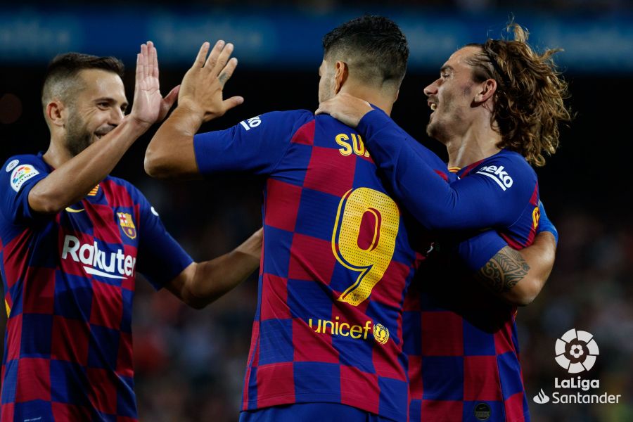 صور مباراة : برشلونة - فالنسيا 5-2 ( 14-09-2019 )  7a062f66009949dbef34a7328e26994b