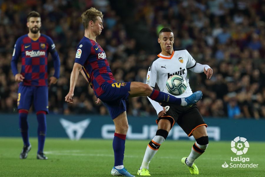 صور مباراة : برشلونة - فالنسيا 5-2 ( 14-09-2019 )  Af7d8e62405aef61cb219649c0679132