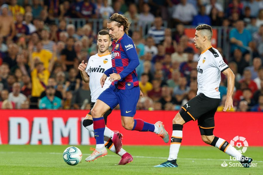 صور مباراة : برشلونة - فالنسيا 5-2 ( 14-09-2019 )  F4c08c6b3cb19aeb7c55dd66768a0fd5