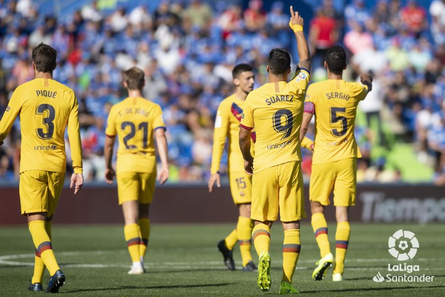 صور مباراة : خيتافي - برشلونة 0-2 ( 28-09-2019 )  0d6ed0a70338c803e07e5a496b291bb7