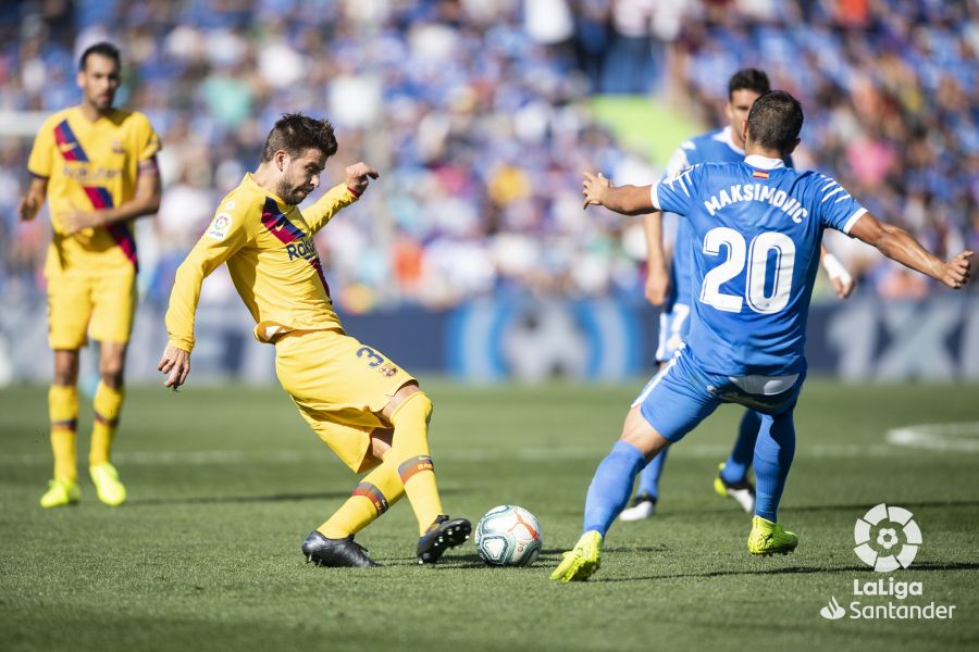 صور مباراة : خيتافي - برشلونة 0-2 ( 28-09-2019 )  3585b3966f8e74343d50d30a629a30e0