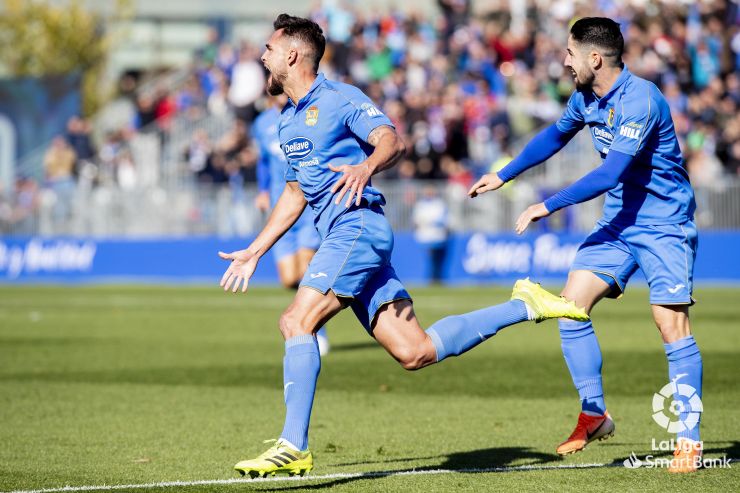 El Fuenlabrada suma y sigue a costa del Huesca