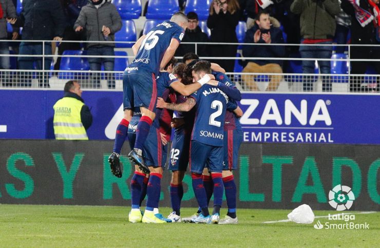 El Huesca sigue intratable en El Alcoraz