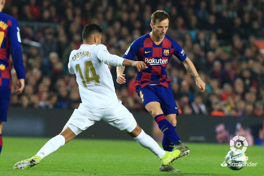 صور مباراة : برشلونة - ريال مدريد 0-0 ( 18-12-2019 )  48369a86afdf8eb9f258f1e9cbc08e67