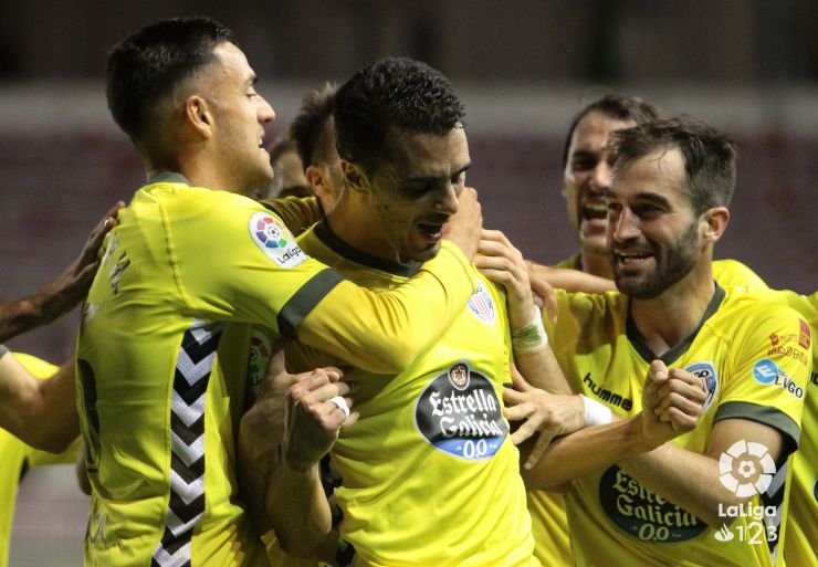 El Lugo se lleva tres puntos 'in extremis' del Miniestadi
