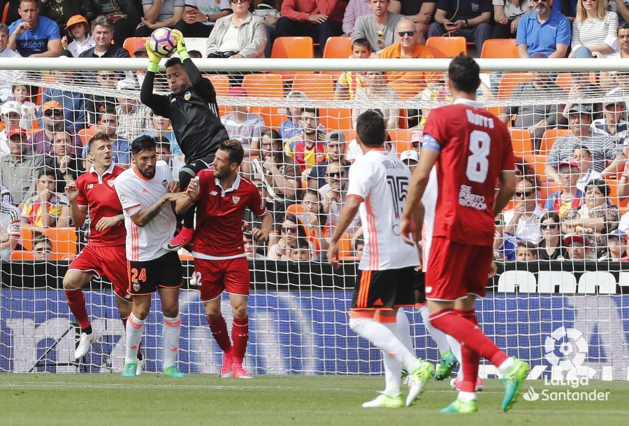 Revive el Valencia - Sevilla en imágenes | LaLiga