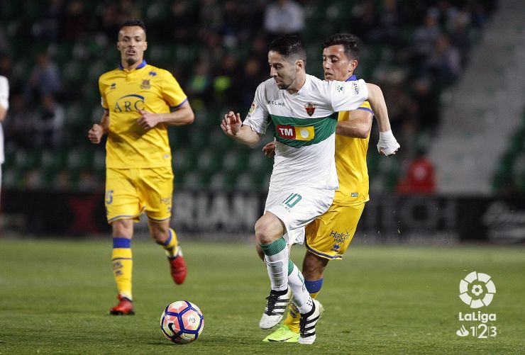 Empate sin goles entre Elche y Alcorcón para abrir la jornada