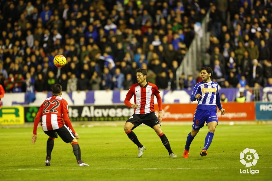 Las mejores imágenes del D. Alavés - Bilbao Athletic Club | LALIGA