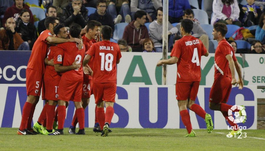 Las mejores imágenes del R. Zaragoza - Sevilla Atlético ...