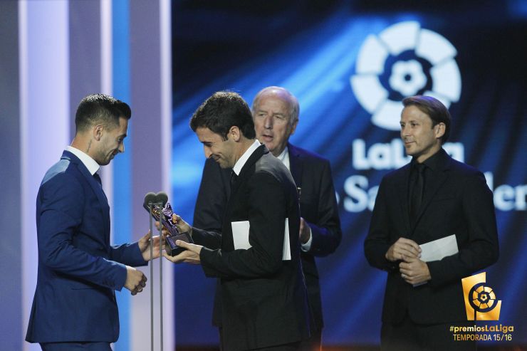 Sergio León, agradecido tras ganar el premio a 'Mejor Delantero de LaLiga 1|2|3 2015/16'