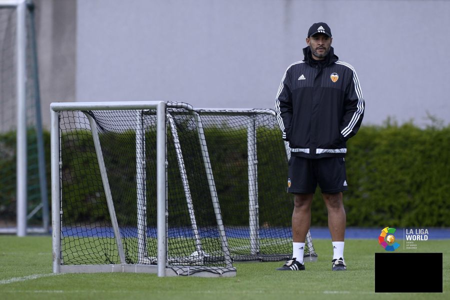 Fotogalería: Así fue el entrenamiento del Valencia en Alemania | LALIGA