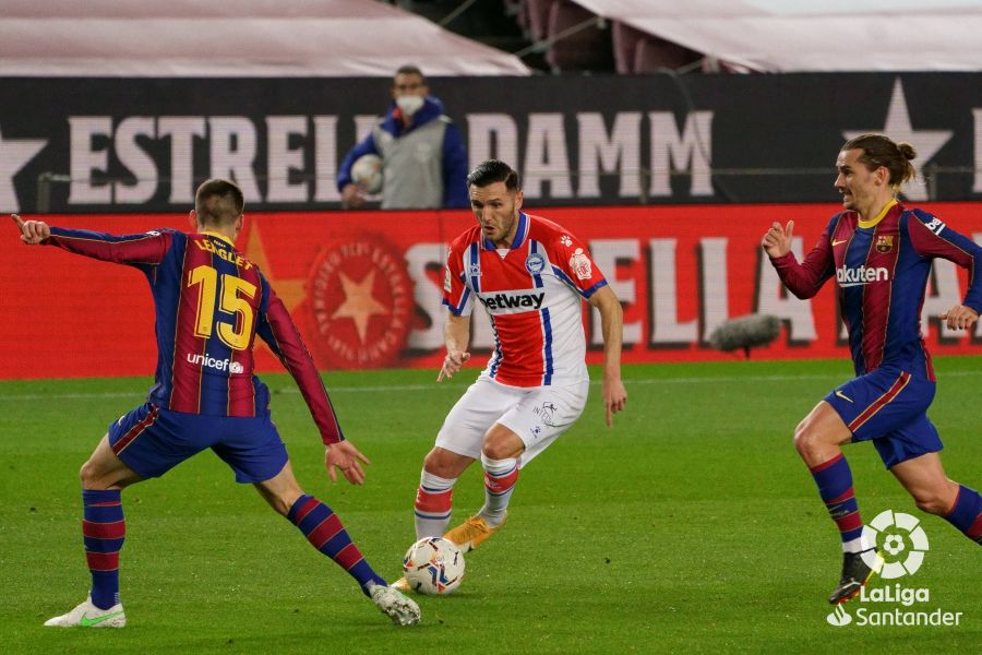 صور مباراة : برشلونة - ألافيس 5-1 ( 13-02-2021 )  02389a93e812e4f32b8702c712ca918e