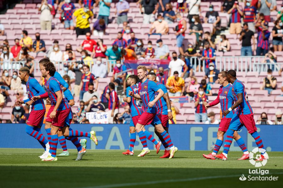 صور مباراة : برشلونة - خيتافي 2-1 ( 29-08-2021 )  A79b3dd8a8242f4d04df9580cf18ab53