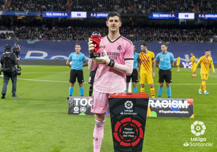 ¡Thibaut Courtois recibe el premio a Mejor jugador de febrero!