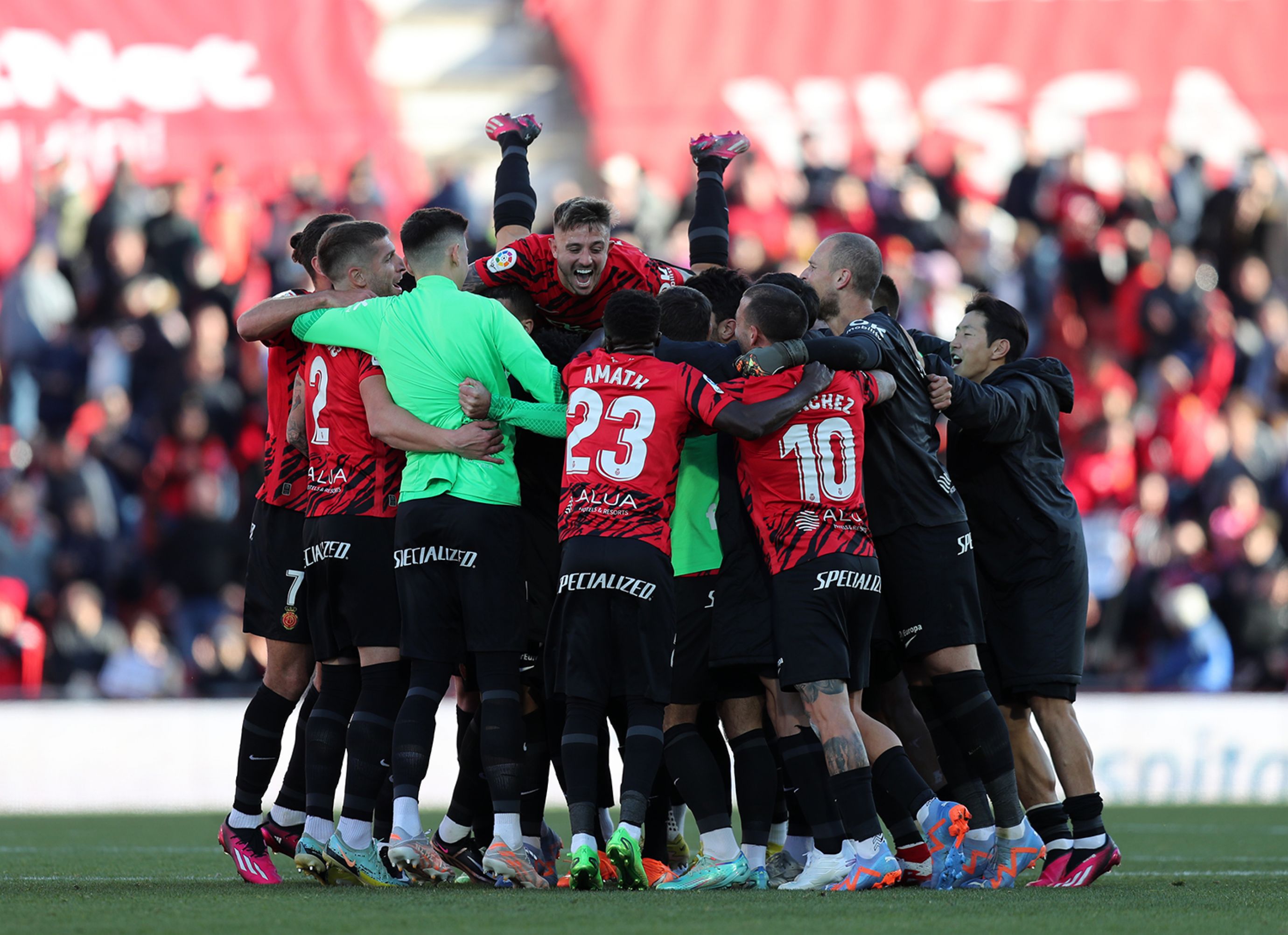 RCD Mallorca knock off Real Madrid on a weekend of upsets in LaLiga  Santander | LALIGA