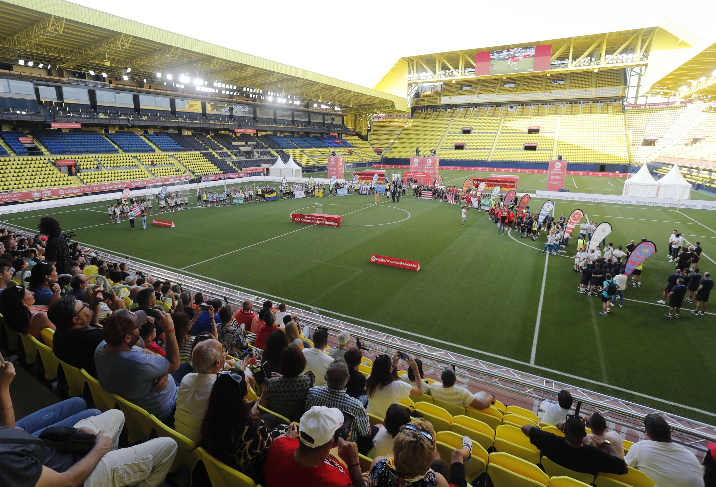 Inaugurado el XXX Torneo Nacional Geotiles LaLiga Promises Santander en  Vila-real | LALIGA