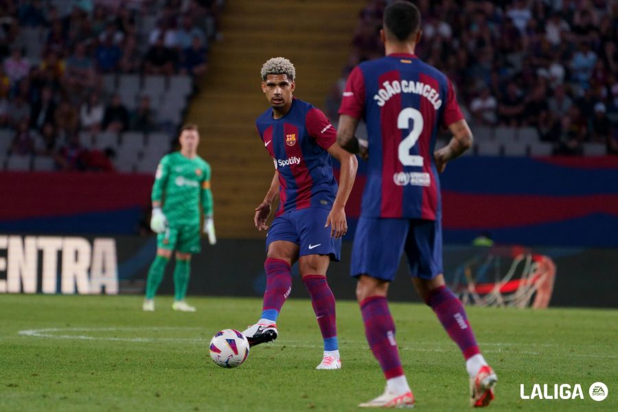 صور مباراة : برشلونة - سيلتا فيغو 3-2 ( 23-09-2023 ) 0a34590123297e6e3eac125b2805bc65
