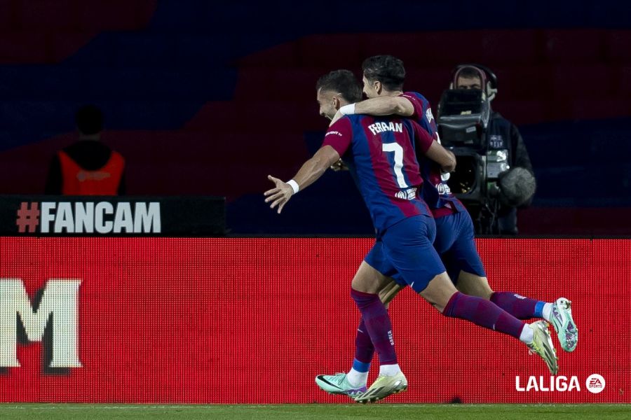 صور مباراة : برشلونة - ديبورتيفو ألافيس 2-1 ( 12-11-2023 )  4180adf924a1756574a4fcce0b2b5c13