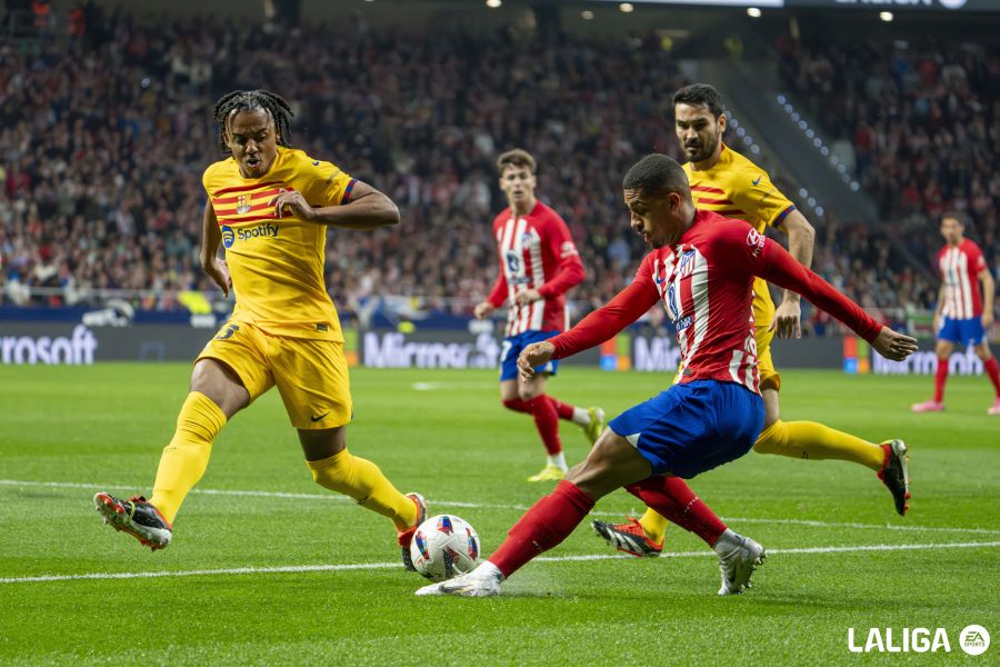 صور مباراة : برشلونة - اتليتيكو مدريد A1f9eb547ec81e24b7ff49aecb01fe8f