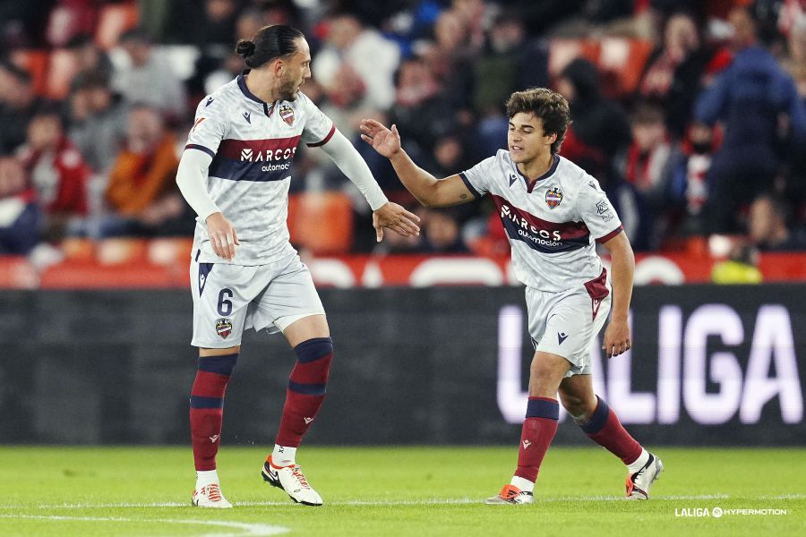 El Levante UD rompe la racha del Granada CF y se lleva los tres puntos ...