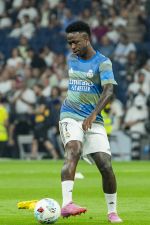 Real Madrid - Osasuna 16.jpg