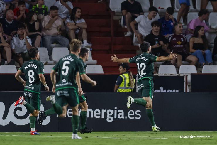 Un doblete de Villalibre en la recta final le da el triunfo al Real Racing