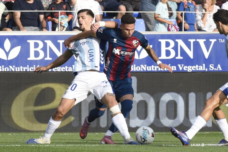 Liberto Beltrán le da los tres puntos a la SD Huesca en la última jugada del partido