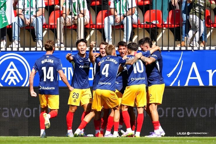 El FC Andorra remonta y suma la segunda victoria consecutiva en casa
