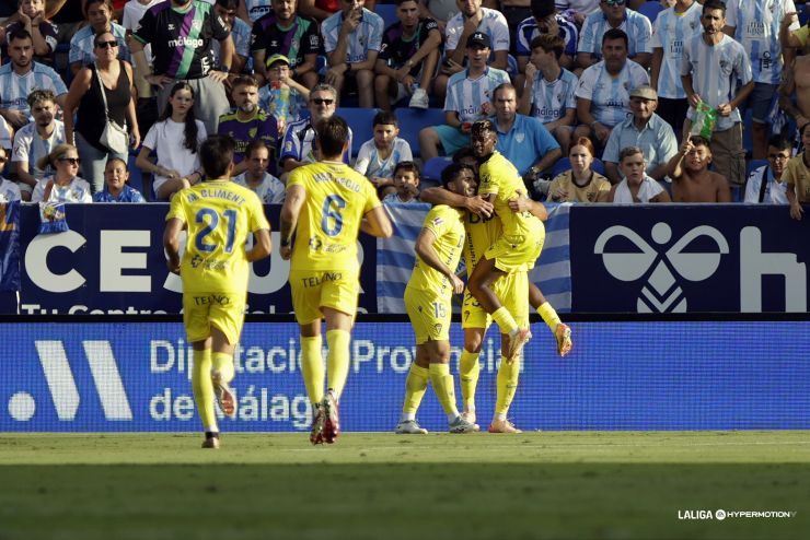 El Cádiz CF vence en La Rosaleda y continúa invicto