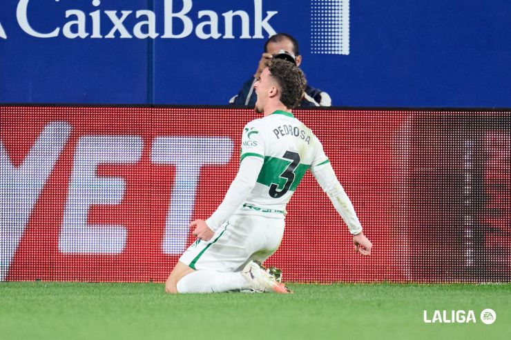 El Elche salva un punto in extremis en El Sadar