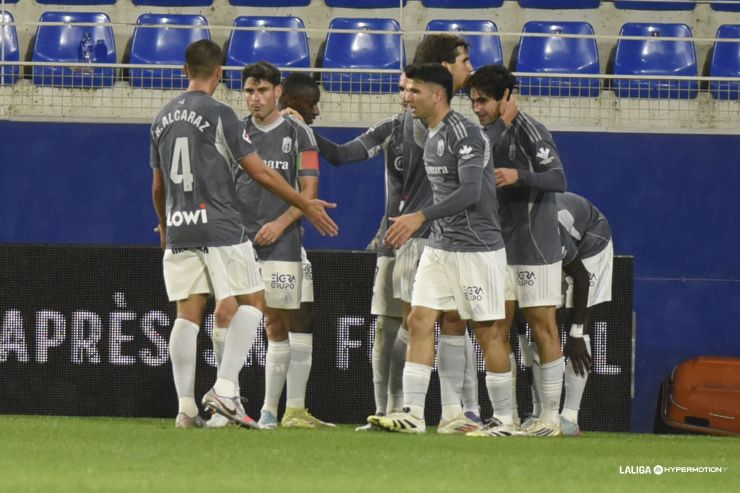 El Granada CF logra la primera victoria del curso