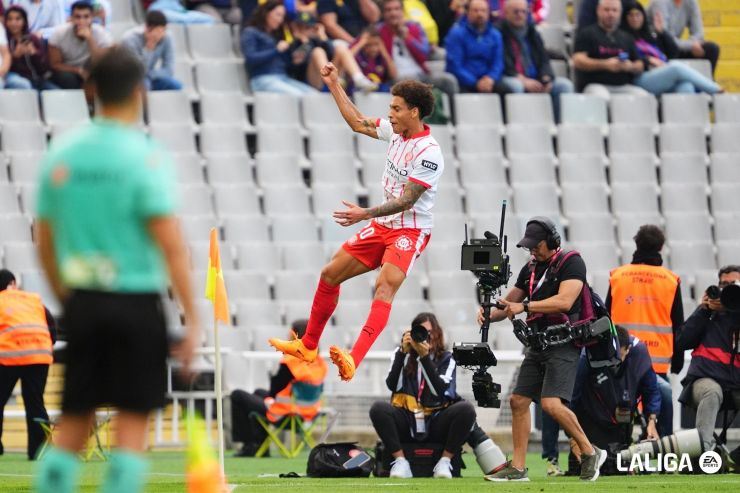 El golazo de chilena de Witsel ante el FC Barcelona