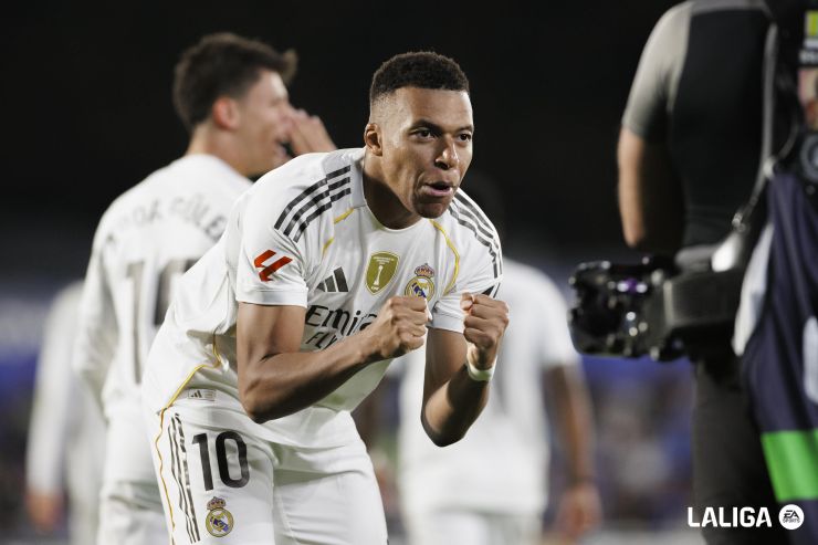 Mbappé deja al Madrid líder antes de El Clásico