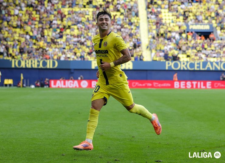 Alberto Moleiro y su golazo en solitario ante el Rayo