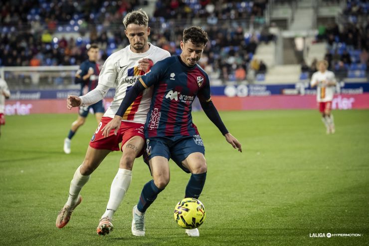 La SD Huesca rescata un punto en la recta final