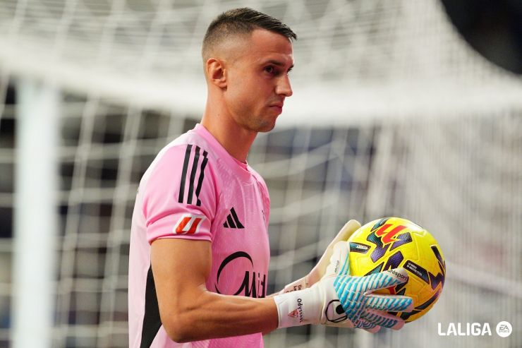Vlachodimos cae de pie en el Sevilla FC
