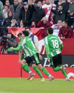 _LC_7076.jpg _LC_7076.jpg