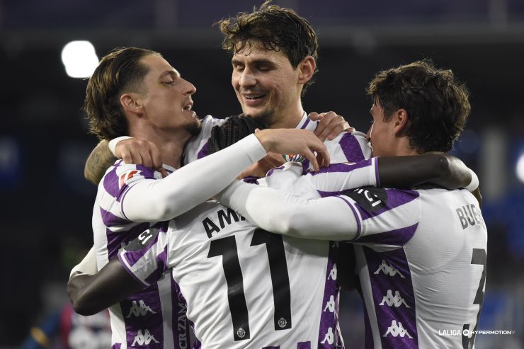 El Real Valladolid golea a la SD Huesca en El Alcoraz