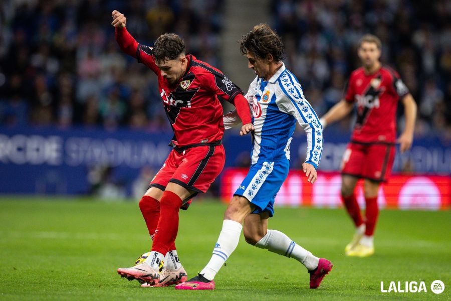 Ratiu vuelve a mostrar su mejor nivel en el bajón del equipo 3 highlight_image