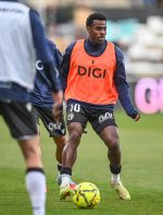 Bur_MAK_3344.jpg Bur_MAK_3344.jpg