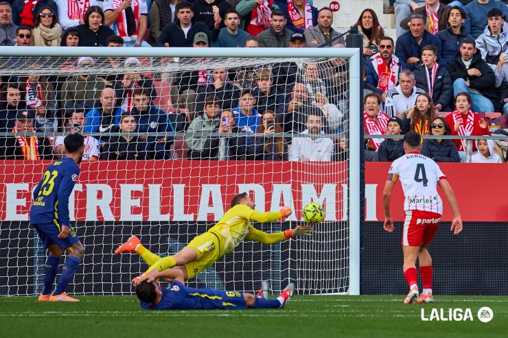 Para verlo en bucle: la parada imposible de Oblak contra el Girona