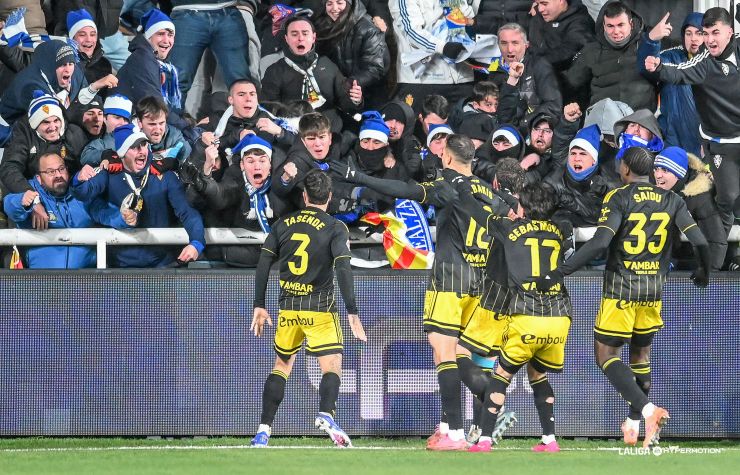 Bakis se disfrazó de héroe para darle un punto al Real Zaragoza