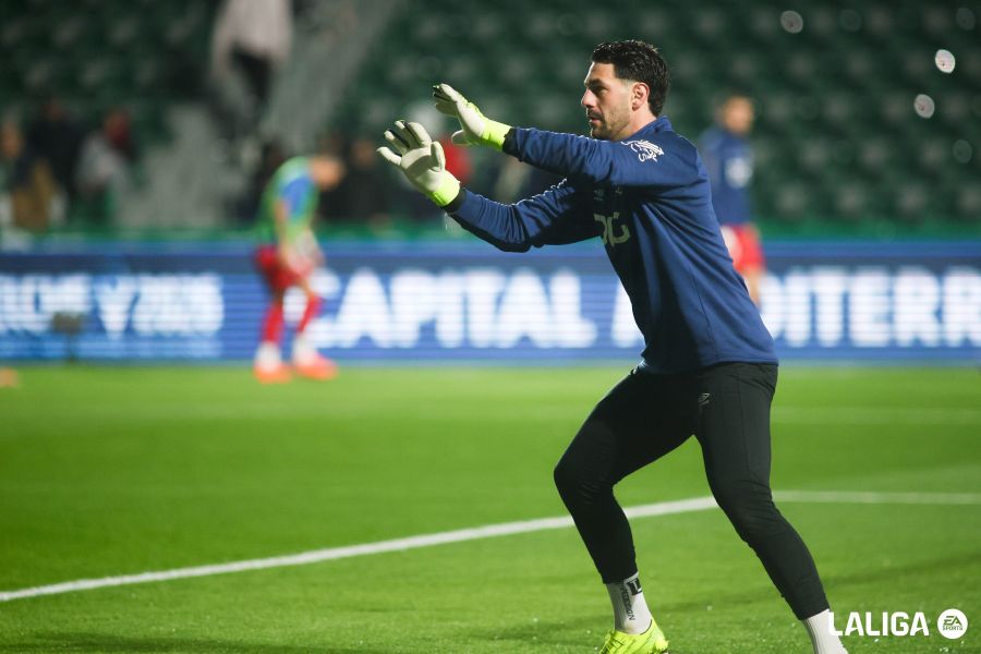 Batalla no tuvo su mejor tarde en el Martínez Valero 3 highlight_image