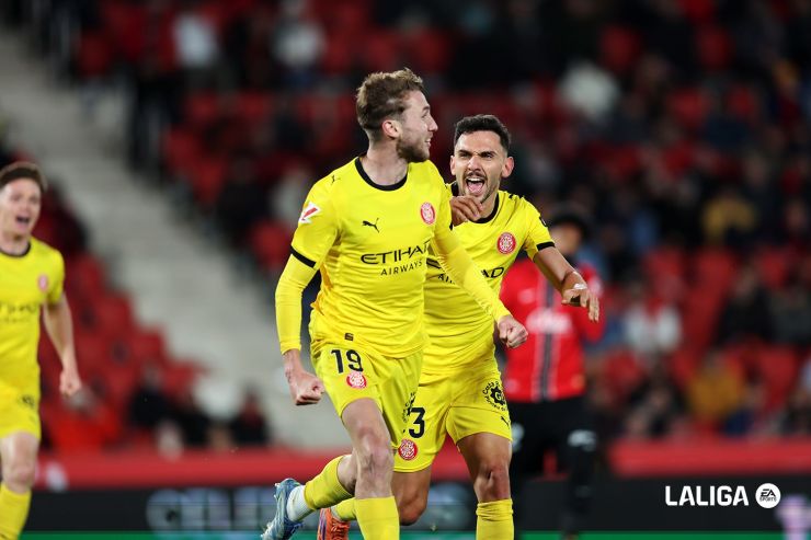 El Girona FC golpea en los momentos clave y se lleva un triunfo vital