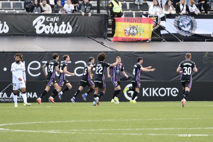 El Valladolid retoma el pulso con un rotundo triunfo en Ceuta