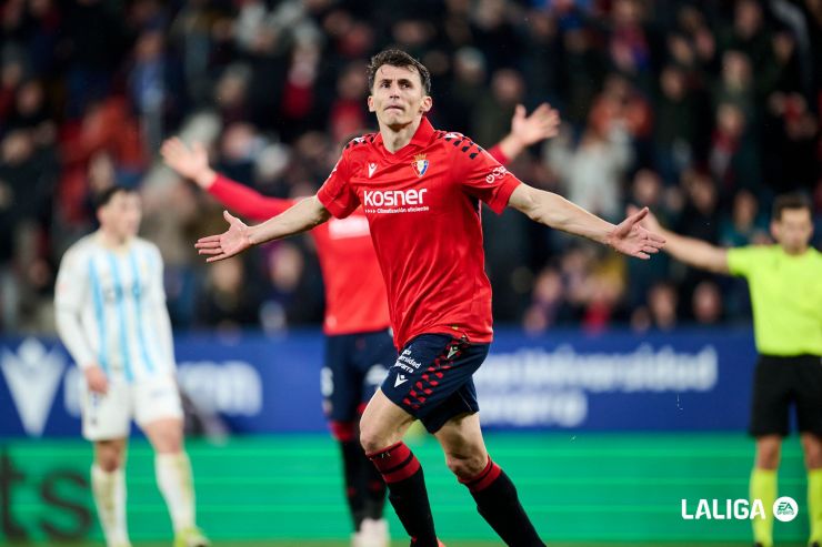 Budimir firmó un doblete que ayudó a dar la vuelta al duelo ante el Oviedo