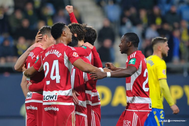 El Granada CF se lleva el derbi andaluz